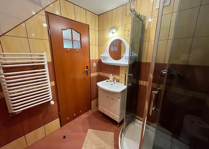 Goscinne U Anieli Bialy Krzyz בית אירוח שצ'צ'ירק